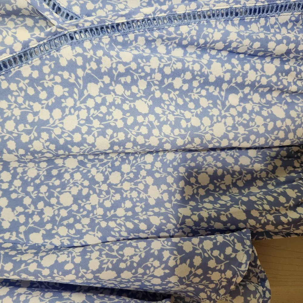 Blue and White Floral Wrap Dress - Picture 4 of 8